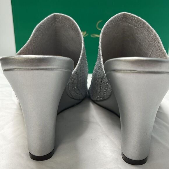 LAUREN LORRAINE MARTHA SANDALS FTL-05-075 - Picture 6 of 13